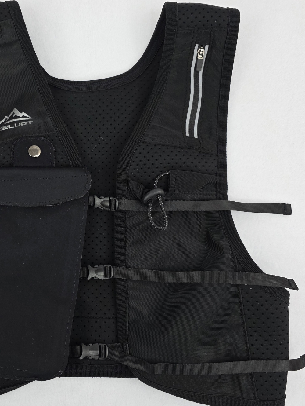 Zeludt Black Trail Running Vest with Front Pockets - Picture 4 of 7